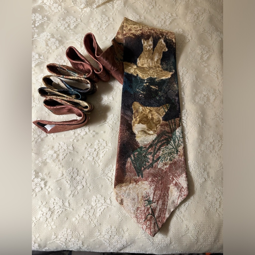 Endangered Species Tie The Fox Pre Owned